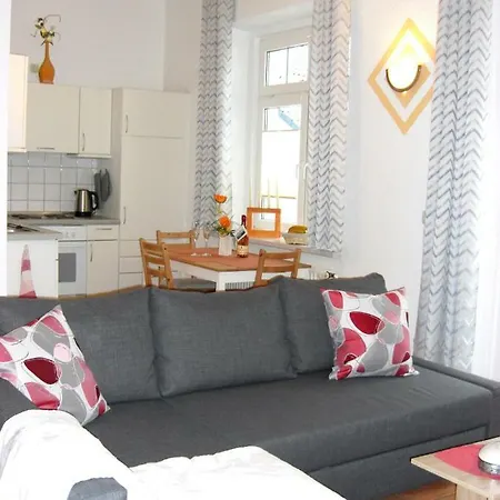 Ferienwohnung Strandmuschel يوليوسروه