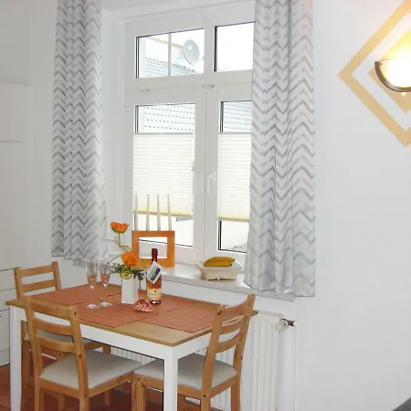 Ferienwohnung Strandmuschel يوليوسروه