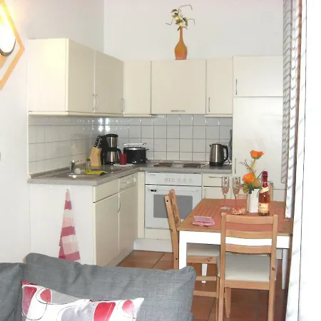 Ferienwohnung Strandmuschel يوليوسروه