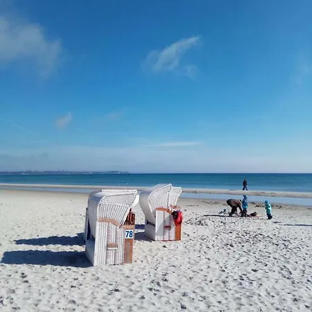 Ferienwohnung Strandmuschel شقة يوليوسروه